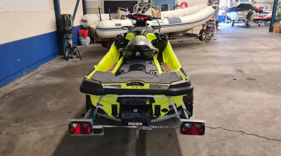 Sea Doo RXT-X 300RS