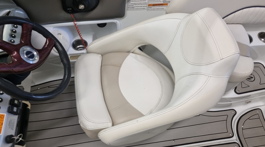 Schitterende Azure AZ 238 Bowrider 