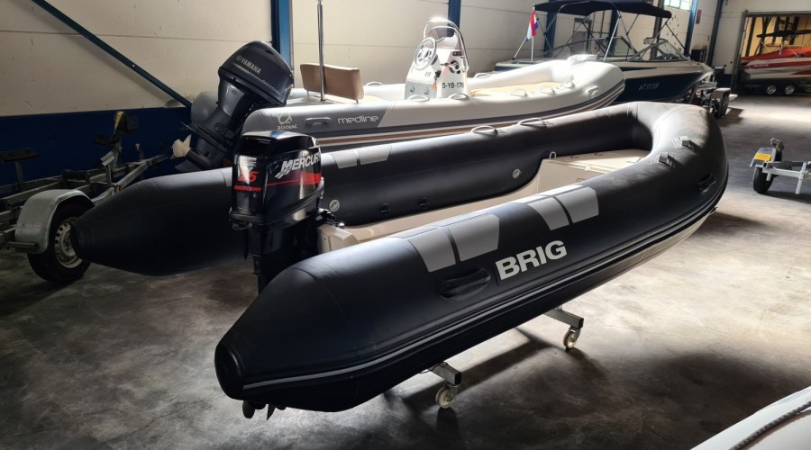 Nieuwe overjarige Brig Falcon 400 RIB